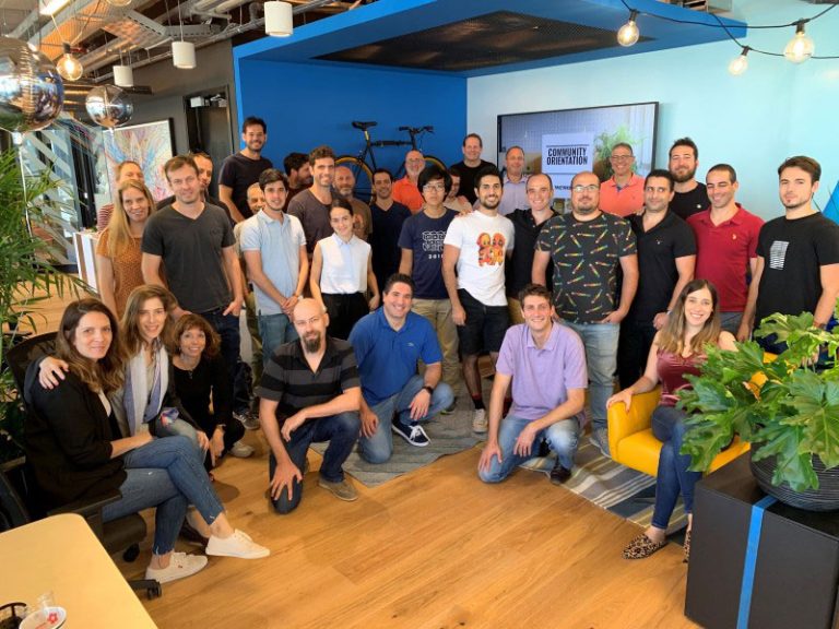 Disrupting Startup Myths: Insights on Tech Giant Partnerships